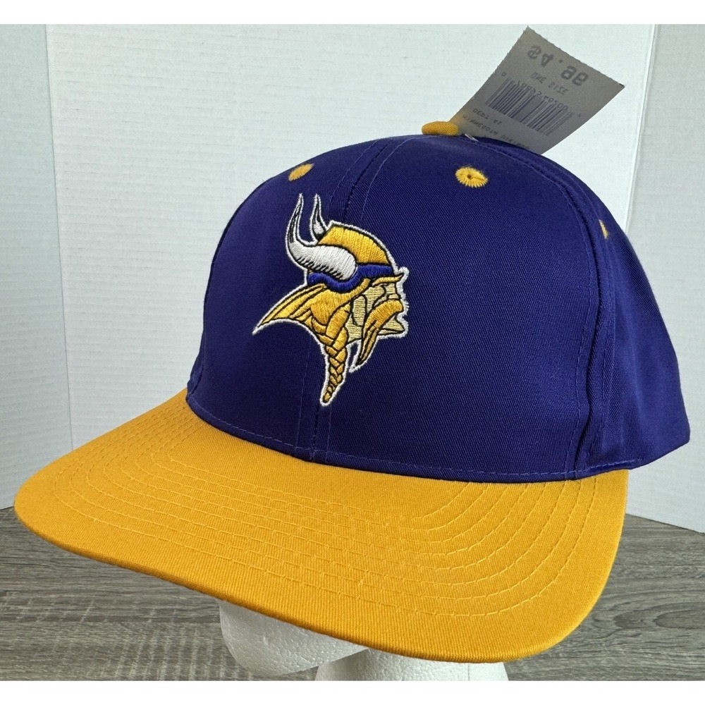 NEW Minnesota Vikings 90s Logo 7 ~ NFL Football Snapback Hat Cap Purple Vtg 90's
